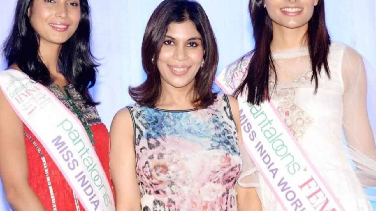 Namita Jain with the winners of Femina Miss India 2012.