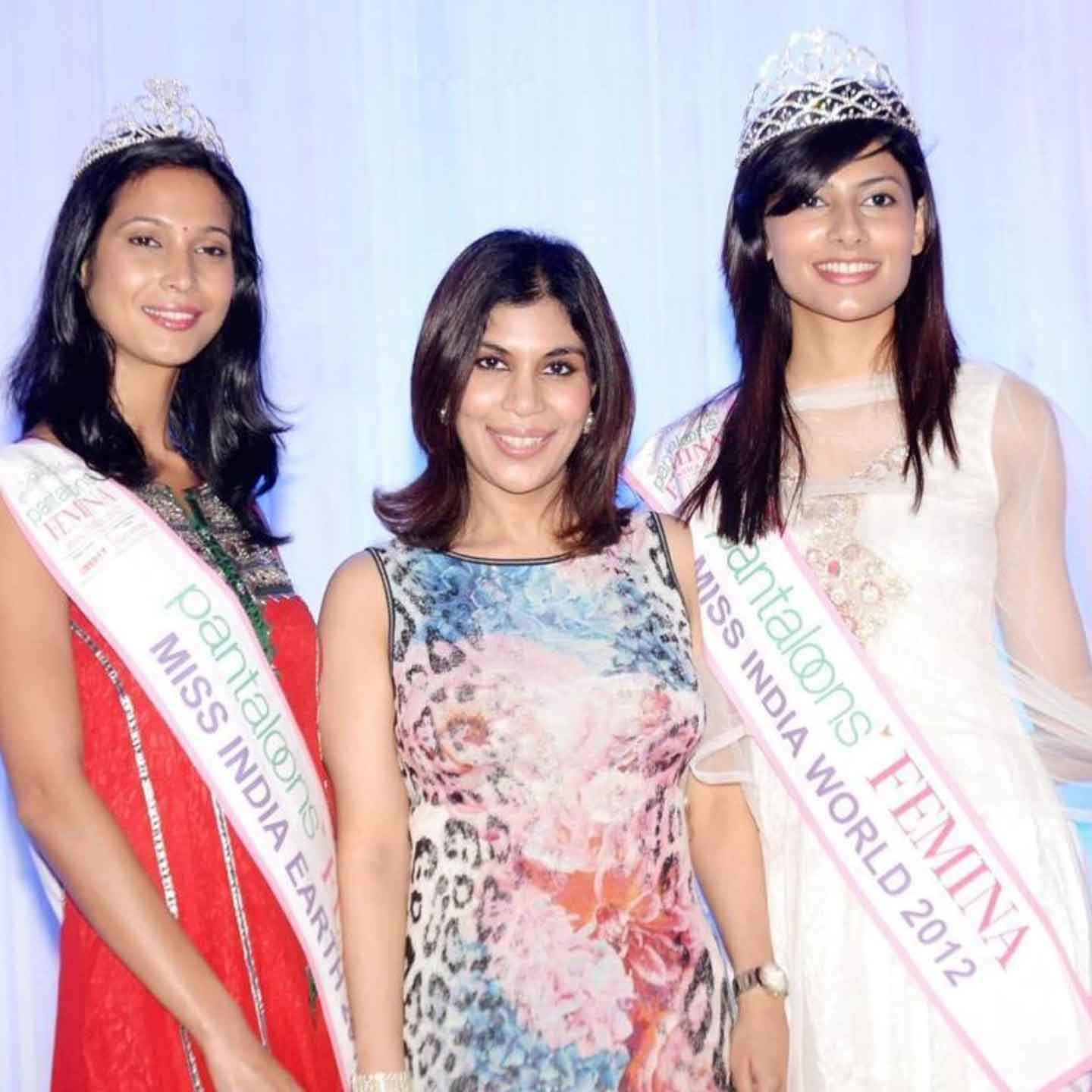 Namita Jain with the winners of Femina Miss India 2012.